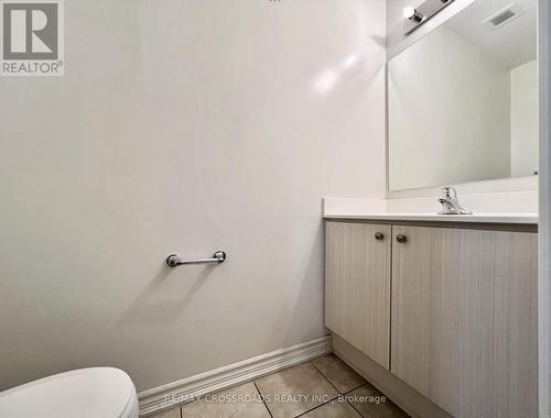 226 - 8323 Kennedy Road, Markham (Village Green-South Unionville), ON - Indoor Photo Showing Bathroom