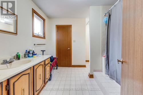 412 Forest Drive, Vaughan (West Woodbridge), ON - Indoor Photo Showing Bathroom