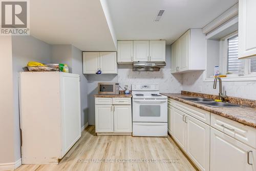 412 Forest Drive, Vaughan, ON - Indoor Photo Showing Kitchen With Double Sink