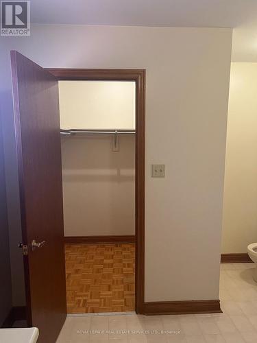 412 Forest Drive, Vaughan, ON - Indoor Photo Showing Bathroom