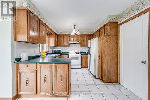 412 Forest Drive, Vaughan (West Woodbridge), ON - Indoor Photo Showing Kitchen