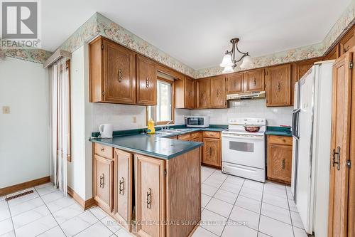 412 Forest Drive, Vaughan, ON - Indoor Photo Showing Kitchen