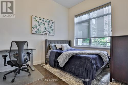 218 - 15277 Yonge Street, Aurora (Aurora Village), ON - Indoor Photo Showing Bedroom