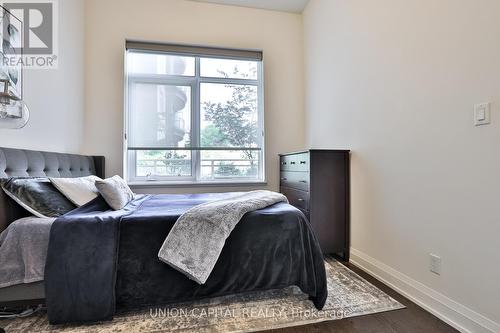 218 - 15277 Yonge Street, Aurora (Aurora Village), ON - Indoor Photo Showing Bedroom