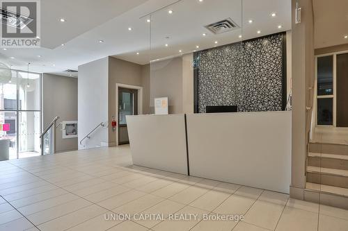 218 - 15277 Yonge Street, Aurora (Aurora Village), ON - Indoor Photo Showing Other Room