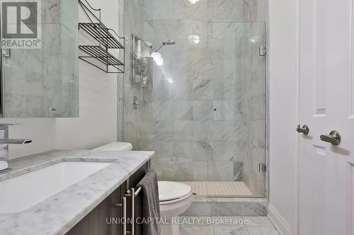 218 - 15277 Yonge Street, Aurora (Aurora Village), ON - Indoor Photo Showing Bathroom