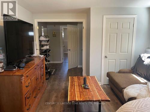 66 Second Street, Orillia, ON - Indoor Photo Showing Bedroom