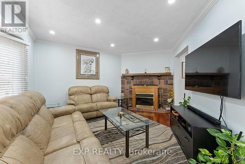 3553 Nutcracker Drive, Mississauga (Lisgar), ON - Indoor Photo Showing Living Room With Fireplace