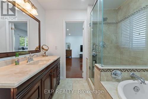 3553 Nutcracker Drive, Mississauga, ON - Indoor Photo Showing Bathroom