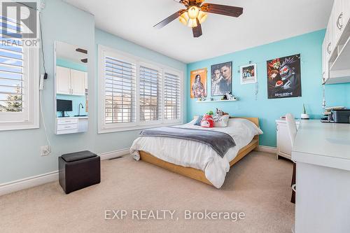 98 Rolling Hills Lane, Caledon (Bolton West), ON - Indoor Photo Showing Bedroom