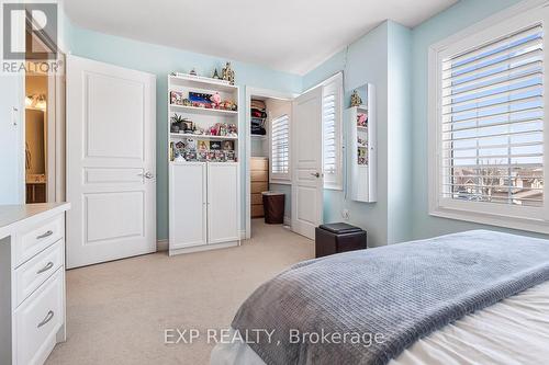 98 Rolling Hills Lane, Caledon, ON - Indoor Photo Showing Bedroom