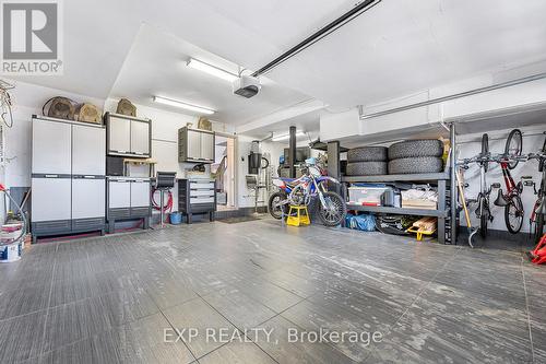 98 Rolling Hills Lane, Caledon (Bolton West), ON - Indoor Photo Showing Garage