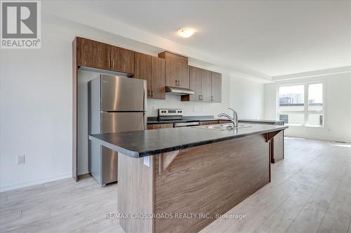 7 Pegler Street, Ajax (South West), ON - Indoor Photo Showing Kitchen