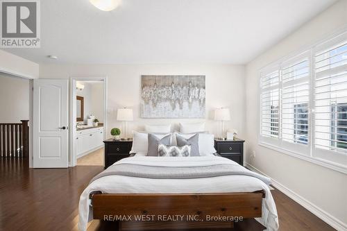 47 Burt Avenue, New Tecumseth, ON - Indoor Photo Showing Bedroom