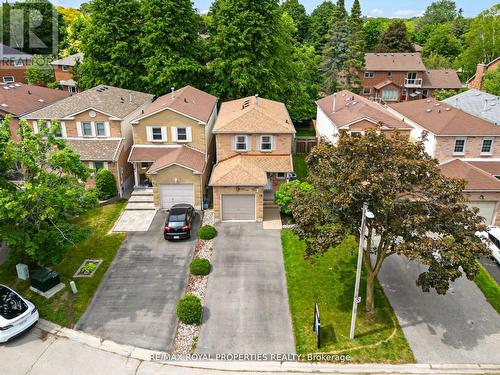 18 Schilling Court, Whitby (Pringle Creek), ON 