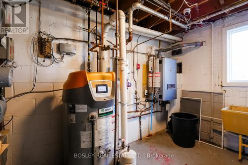 555 Birchmount Road, Toronto (Clairlea-Birchmount), ON - Indoor Photo Showing Basement