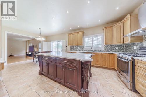 36 Goodhart Crescent, Ajax (Northwest Ajax), ON - Indoor Photo Showing Kitchen With Upgraded Kitchen