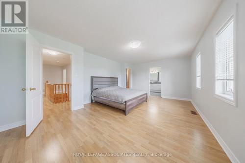 36 Goodhart Crescent, Ajax (Northwest Ajax), ON - Indoor Photo Showing Bedroom