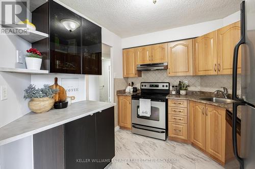 1606 - 41 Markbrook Lane, Toronto (Mount Olive-Silverstone-Jamestown), ON - Indoor Photo Showing Kitchen With Stainless Steel Kitchen