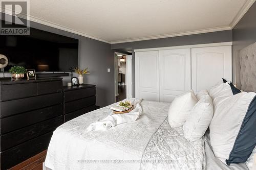 1606 - 41 Markbrook Lane, Toronto (Mount Olive-Silverstone-Jamestown), ON - Indoor Photo Showing Bedroom