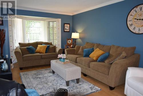 6 - 625 Whitaker Street, Peterborough (Ashburnham), ON - Indoor Photo Showing Living Room