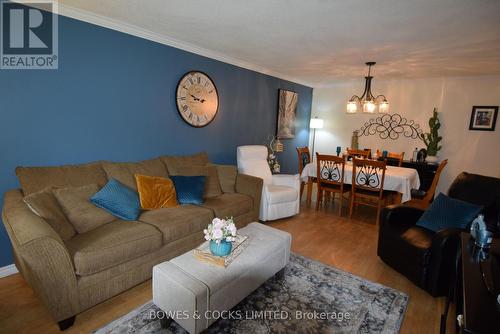 6 - 625 Whitaker Street, Peterborough (Ashburnham), ON - Indoor Photo Showing Living Room