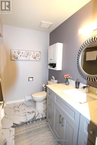 6 - 625 Whitaker Street, Peterborough (Ashburnham), ON - Indoor Photo Showing Bathroom