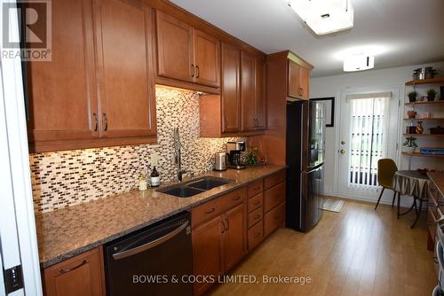 6 - 625 Whitaker Street, Peterborough (Ashburnham), ON - Indoor Photo Showing Kitchen With Double Sink