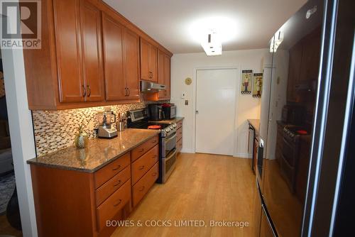 6 - 625 Whitaker Street, Peterborough (Ashburnham), ON - Indoor Photo Showing Kitchen