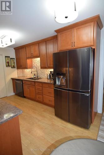 6 - 625 Whitaker Street, Peterborough (Ashburnham), ON - Indoor Photo Showing Kitchen