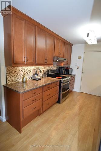 6 - 625 Whitaker Street, Peterborough (Ashburnham), ON - Indoor Photo Showing Kitchen