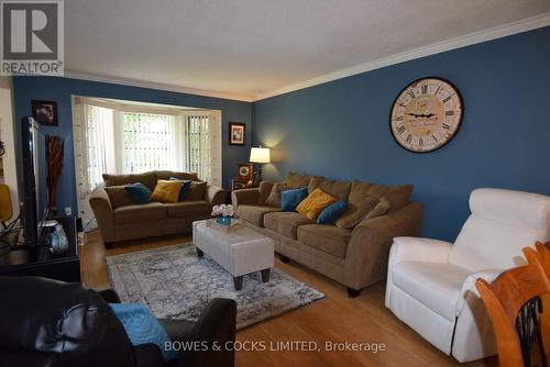 6 - 625 Whitaker Street, Peterborough (Ashburnham), ON - Indoor Photo Showing Living Room