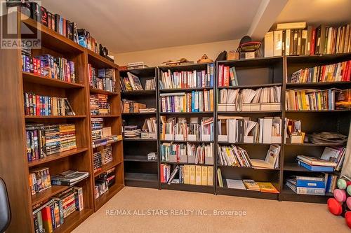 690 Post Road, Kawartha Lakes, ON - Indoor Photo Showing Office