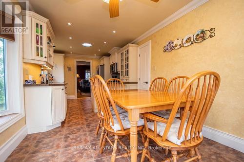 690 Post Road, Kawartha Lakes, ON - Indoor Photo Showing Dining Room