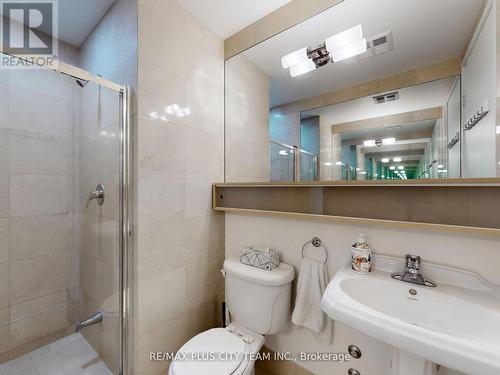 910 - 85 Bloor Street E, Toronto (Church-Yonge Corridor), ON - Indoor Photo Showing Bathroom