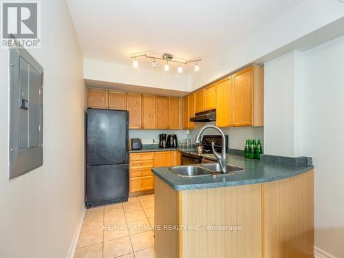 710 - 35 Canniff Street, Toronto (Niagara), ON - Indoor Photo Showing Kitchen With Double Sink