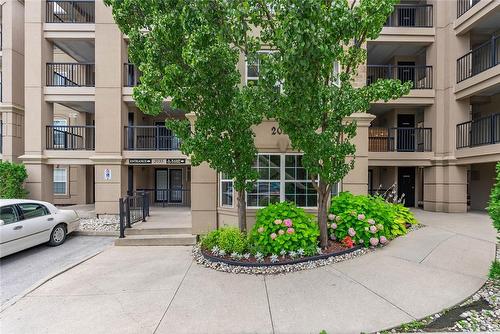 2035 Appleby Line|Unit #105, Burlington, ON - Outdoor With Facade