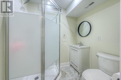 3360 Roma Avenue, Burlington (Alton), ON - Indoor Photo Showing Bathroom