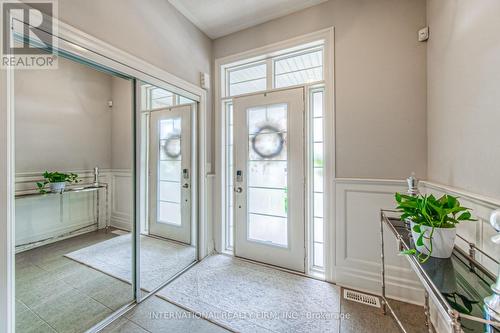 3360 Roma Avenue, Burlington, ON - Indoor Photo Showing Other Room