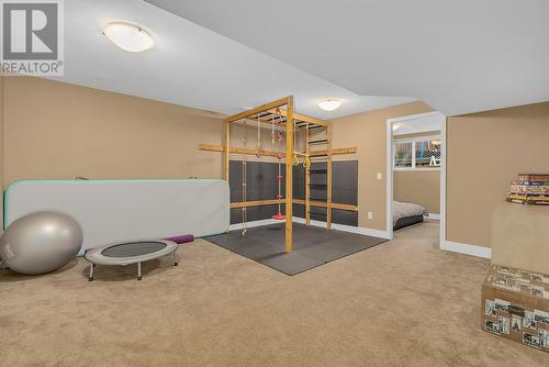 4813 Dillon Place, Kelowna, BC - Indoor