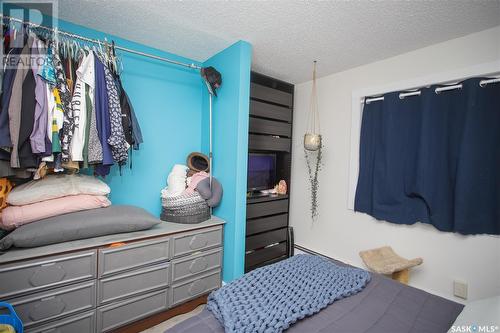 210 512 4Th Avenue N, Saskatoon, SK - Indoor Photo Showing Bedroom