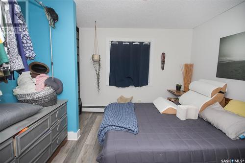 210 512 4Th Avenue N, Saskatoon, SK - Indoor Photo Showing Bedroom