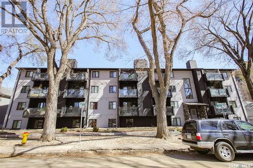 210 512 4Th Avenue N, Saskatoon, SK - Outdoor With Balcony With Facade