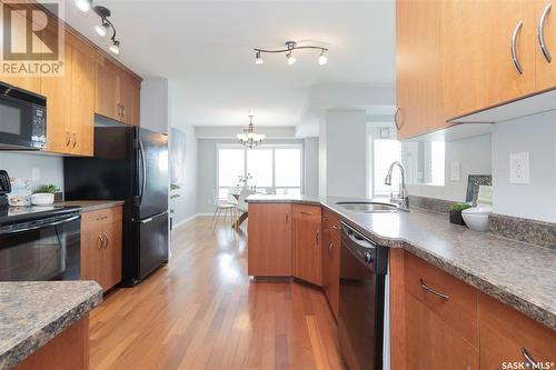 408 902 Spadina Crescent E, Saskatoon, SK - Indoor Photo Showing Kitchen