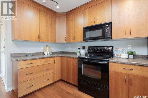 408 902 Spadina Crescent E, Saskatoon, SK - Indoor Photo Showing Kitchen