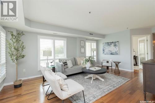 408 902 Spadina Crescent E, Saskatoon, SK - Indoor Photo Showing Living Room