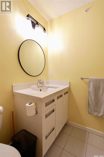 315 1545 Neville Drive, Regina, SK - Indoor Photo Showing Bathroom