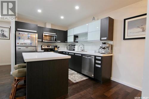 315 1545 Neville Drive, Regina, SK - Indoor Photo Showing Kitchen With Stainless Steel Kitchen With Upgraded Kitchen