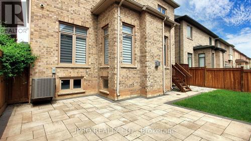 3029 Parsonage Crescent, Oakville, ON - Outdoor