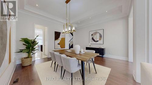 3029 Parsonage Crescent, Oakville, ON - Indoor Photo Showing Dining Room